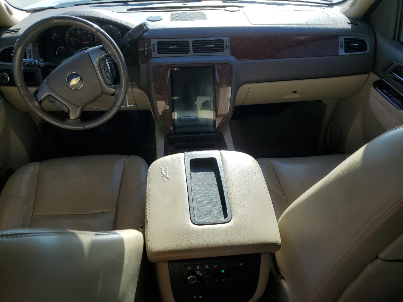 2010 Chevrolet Tahoe - Image 8