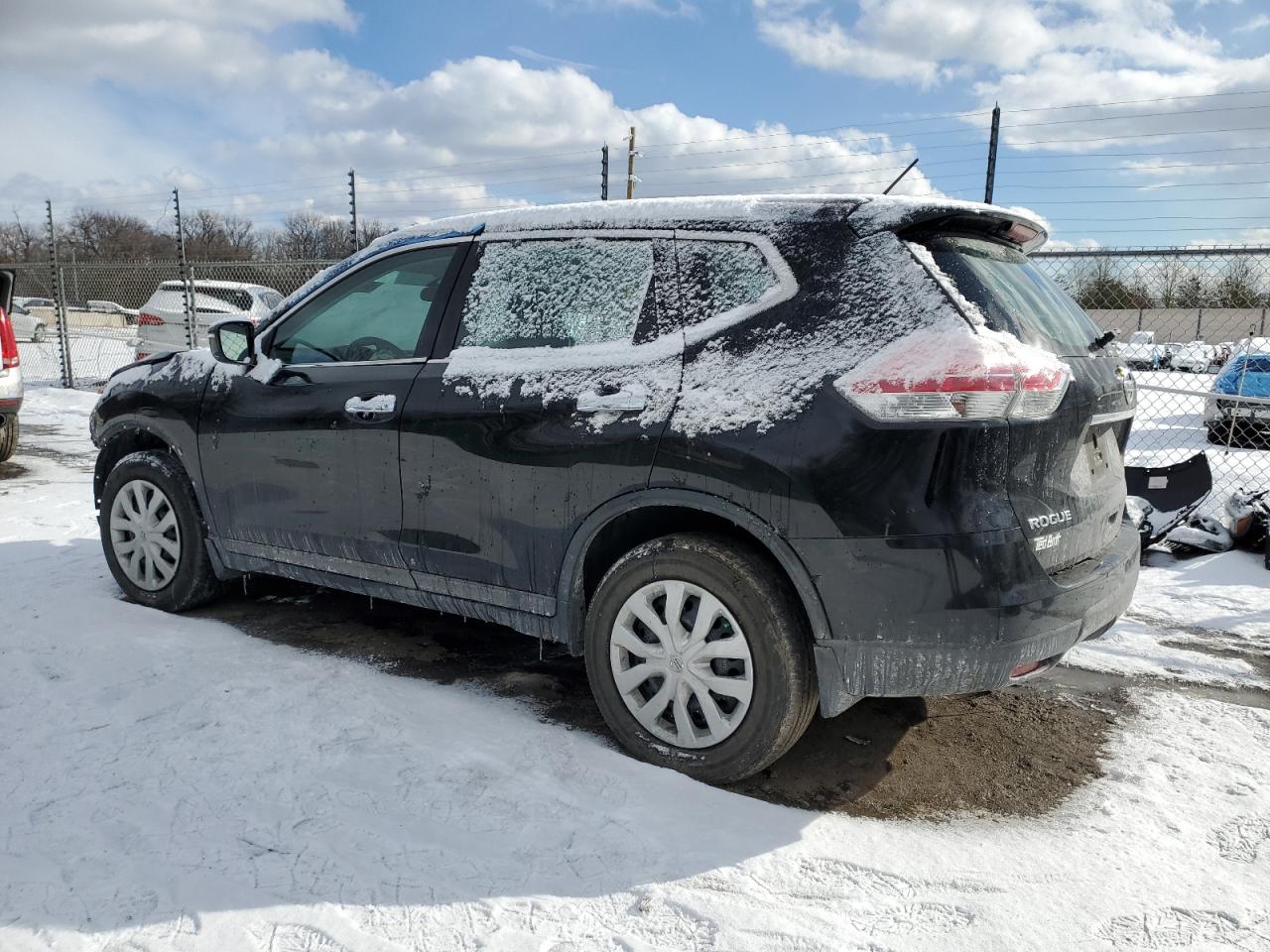 2014 Nissan Rogue - Image 2