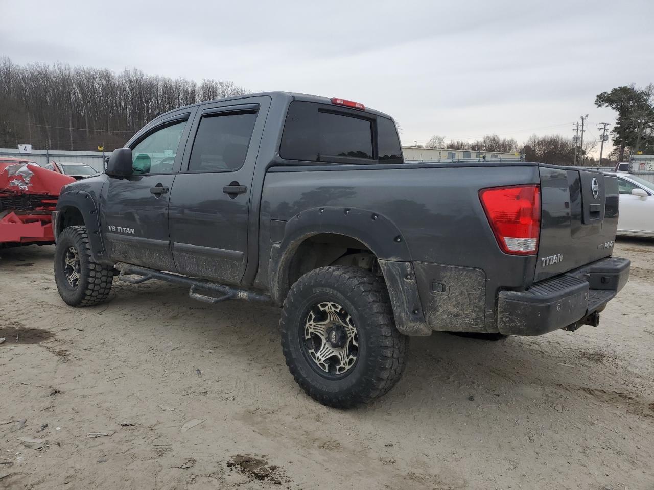 2010 Nissan Titan - Image 3
