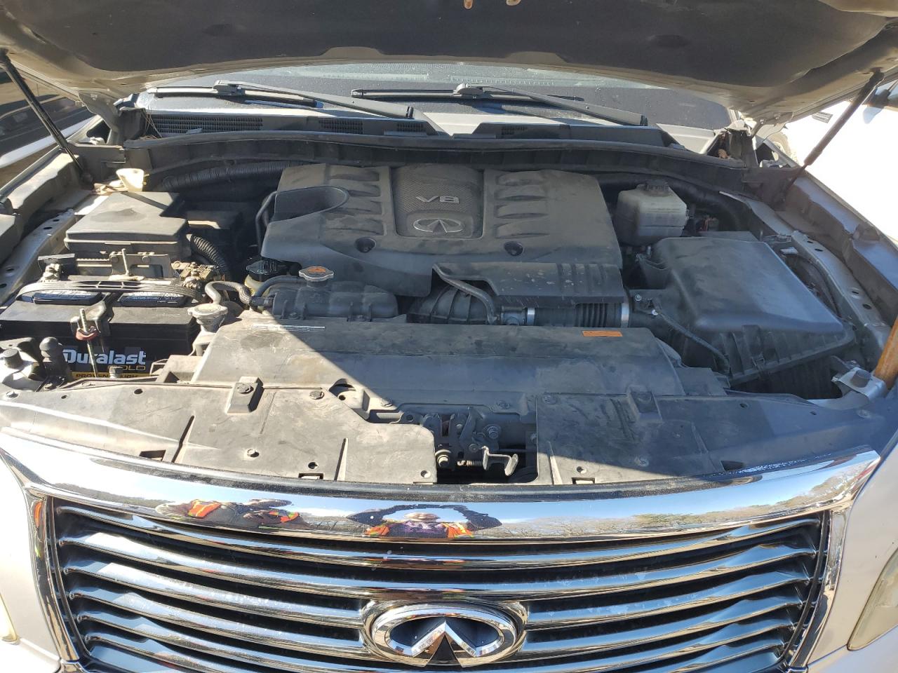2011 Infiniti QX56 - Image 11