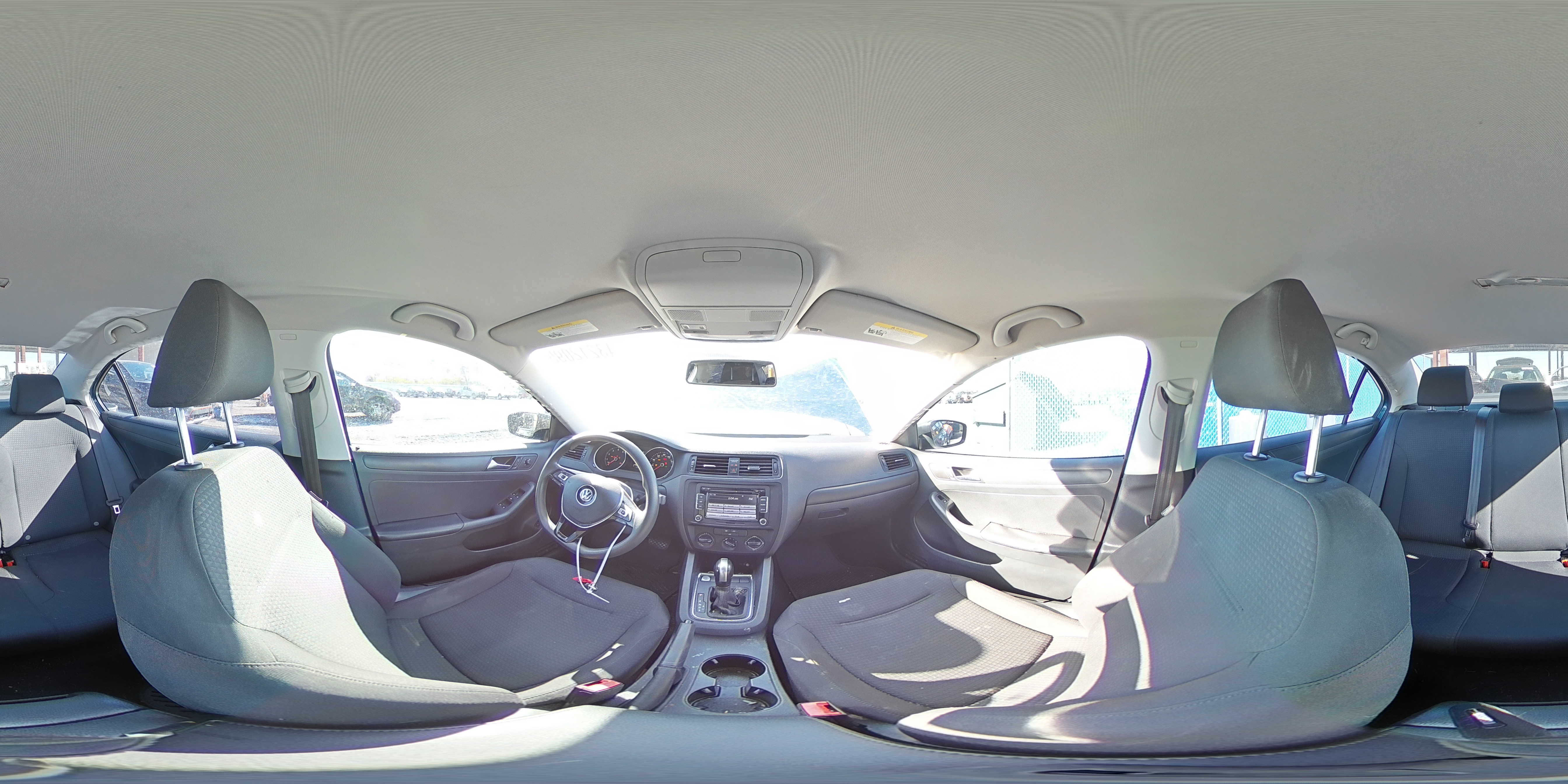 2015 Volkswagen Jetta - Image 14
