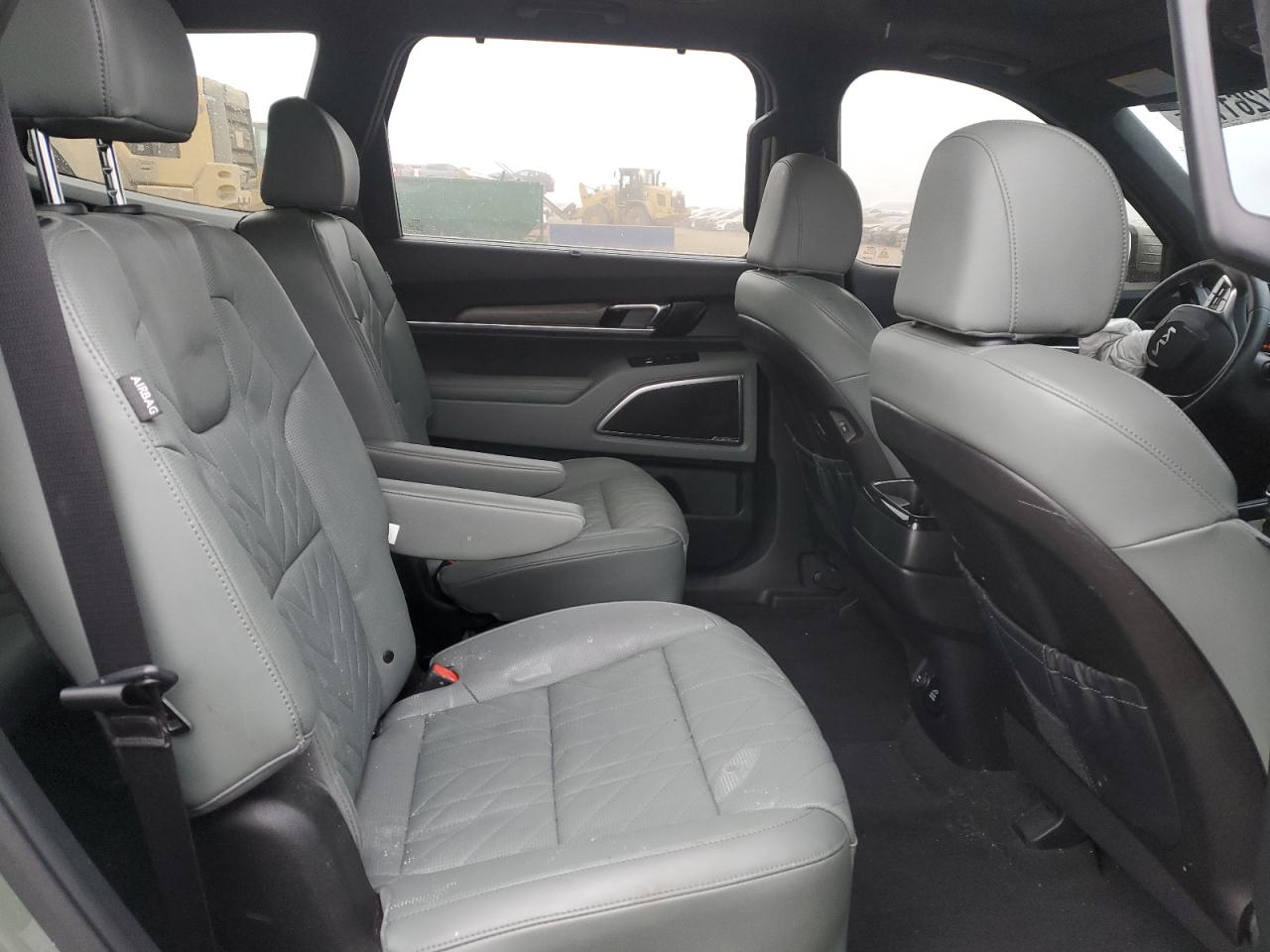 2023 Kia Telluride - Image 11