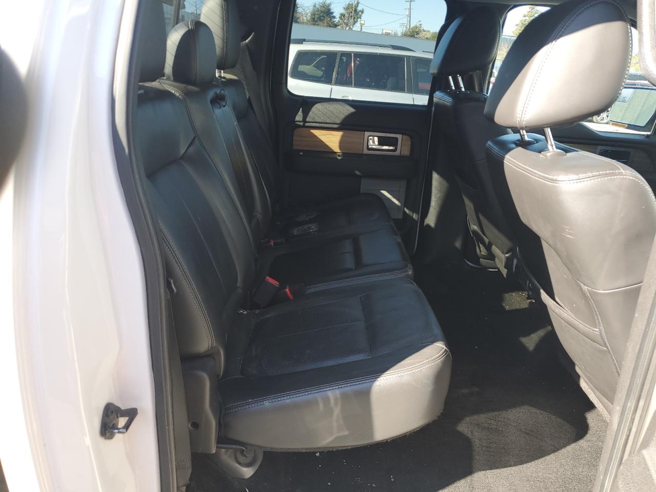 2011 Ford F-150 - Image 10
