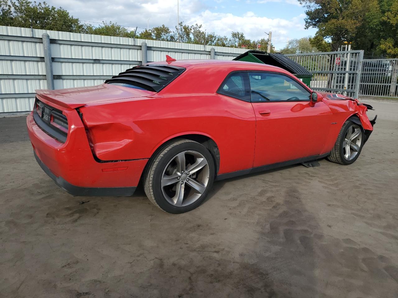 2015 Dodge Challenger - Image 3
