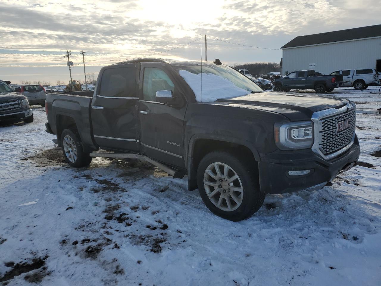 2016 GMC Sierra - Image 4