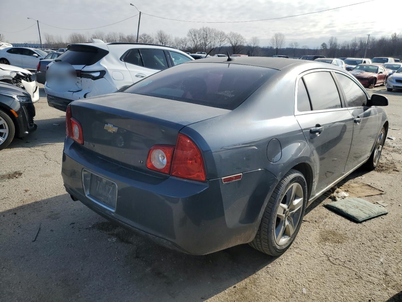 2009 Chevrolet Malibu - Image 3