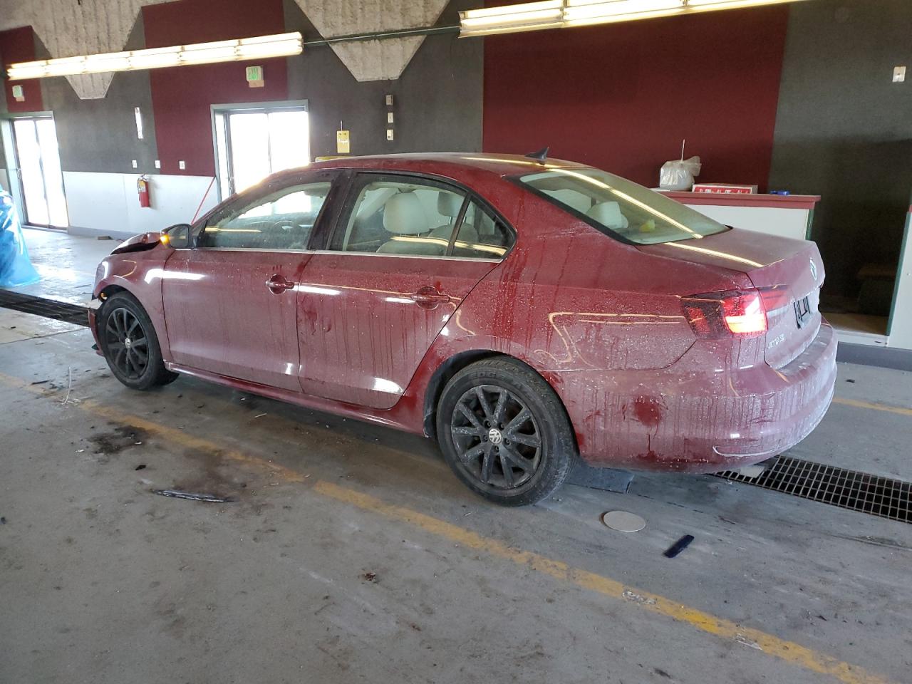 2017 Volkswagen Jetta - Image 2