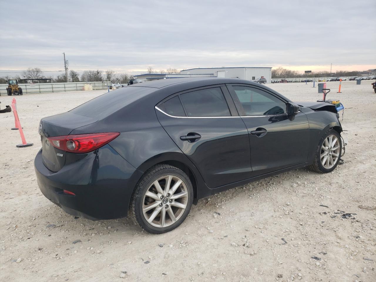 2017 Mazda 3 - Image 3