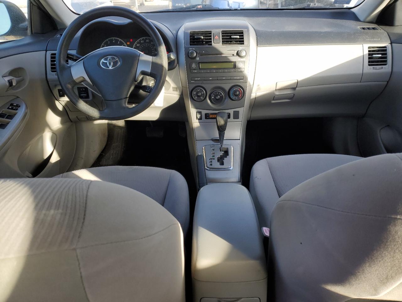 2011 Toyota Corolla - Image 8