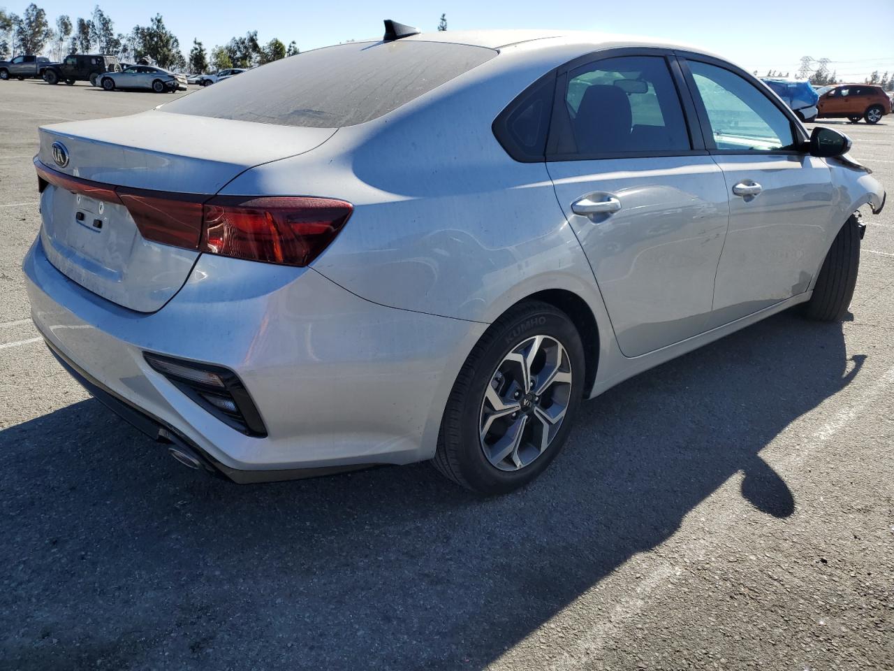 2020 Kia Forte - Image 3