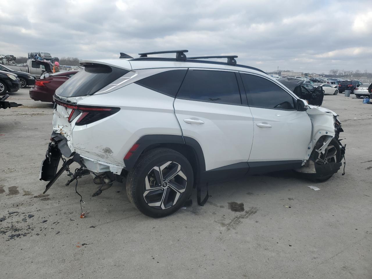 2022 Hyundai Tucson - Image 3