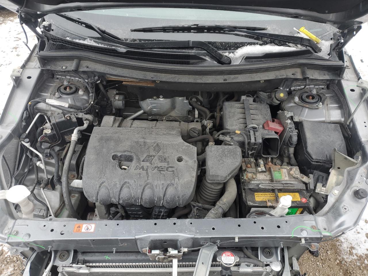 2019 Mitsubishi Outlander - Image 11