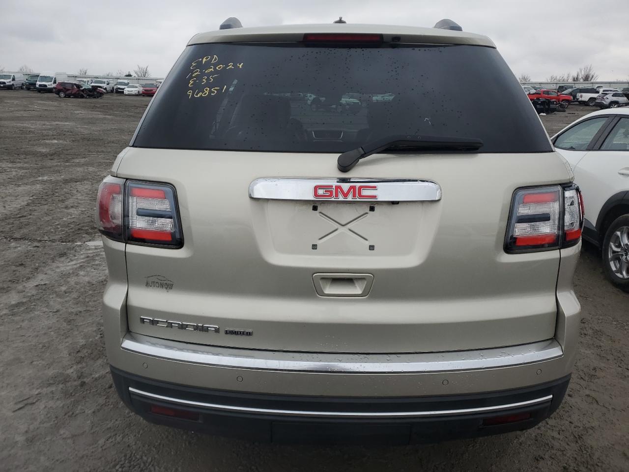 2017 GMC Acadia - Image 6