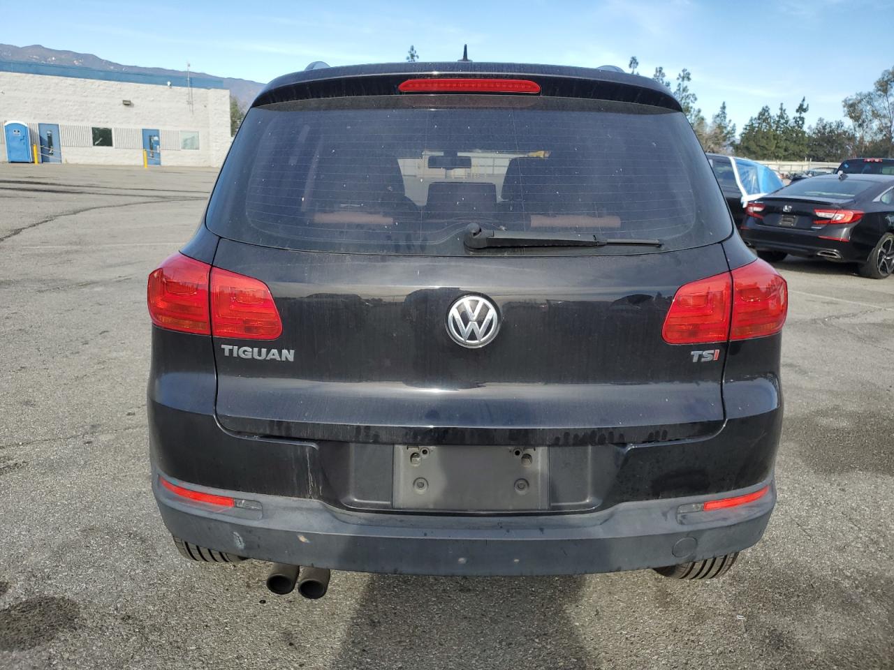 2016 Volkswagen Tiguan - Image 6