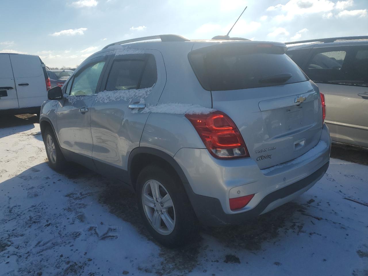 2017 Chevrolet Trax - Image 2
