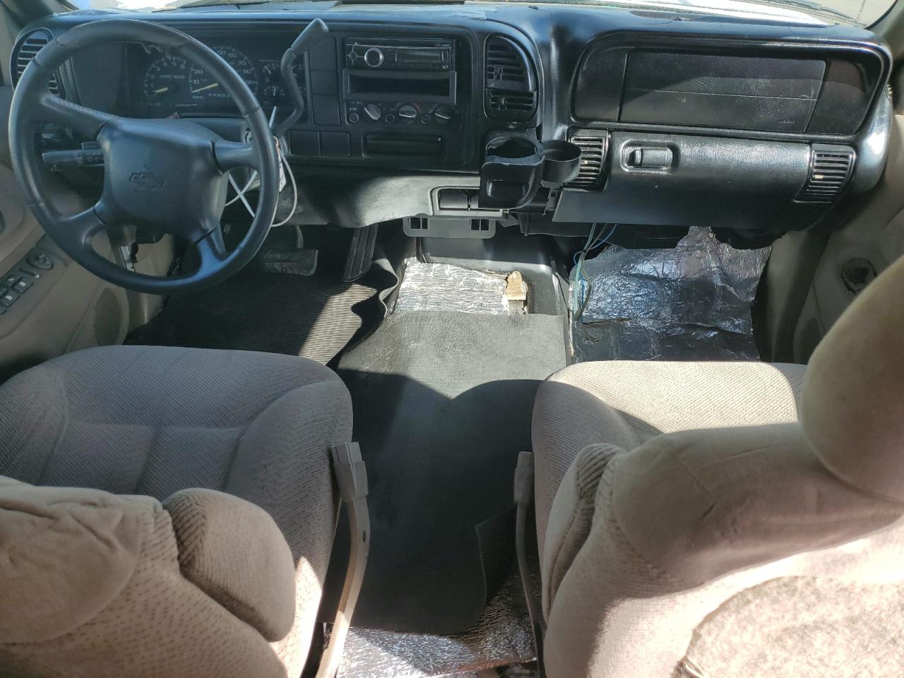 1999 Chevrolet Suburban - Image 8
