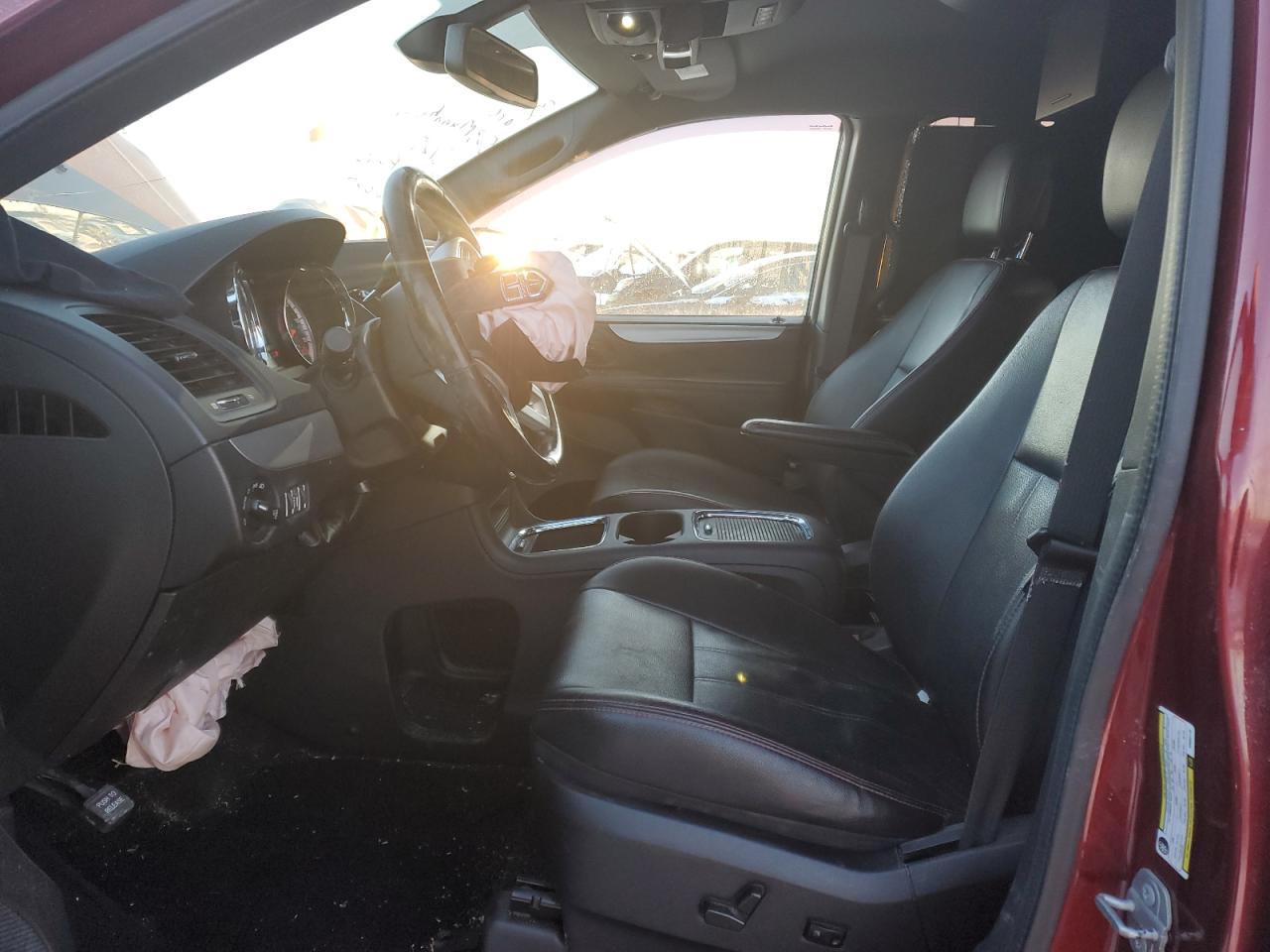 2019 Dodge Caravan - Image 7