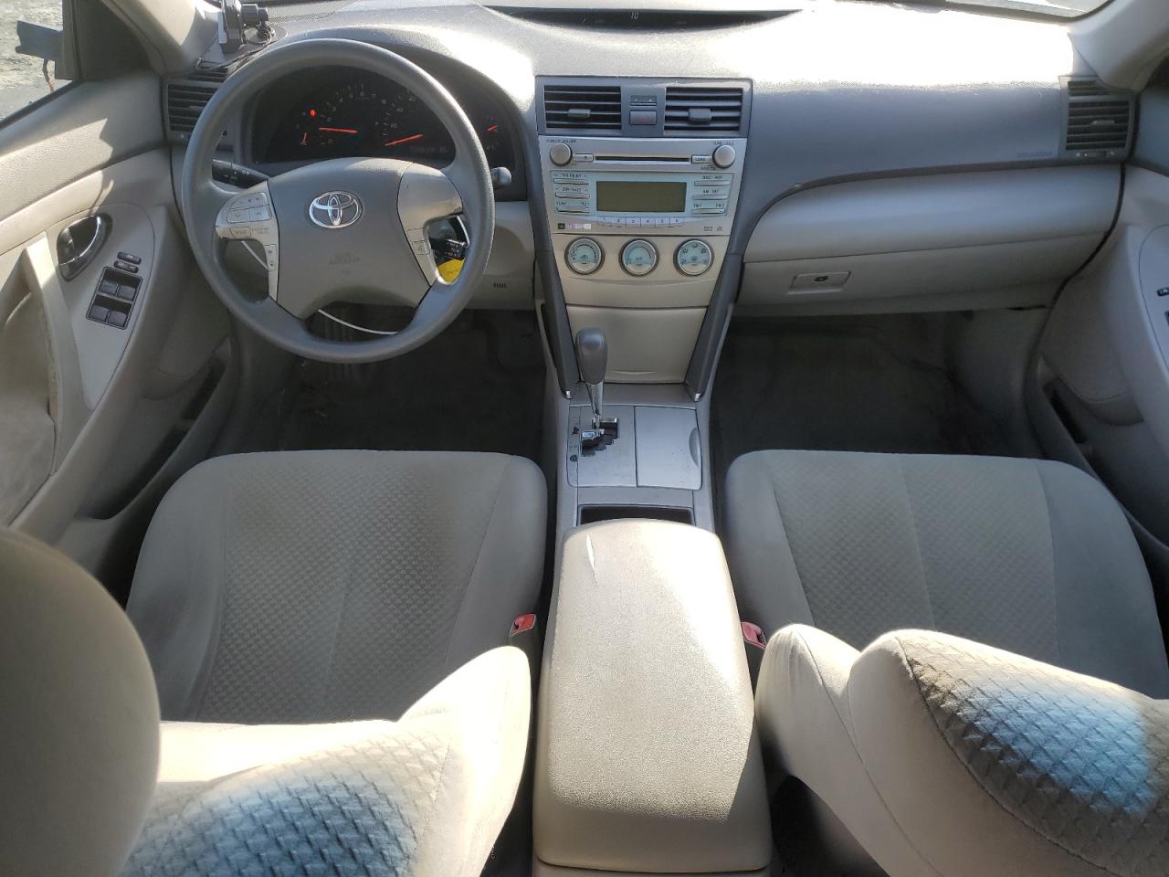 2009 Toyota Camry - Image 8