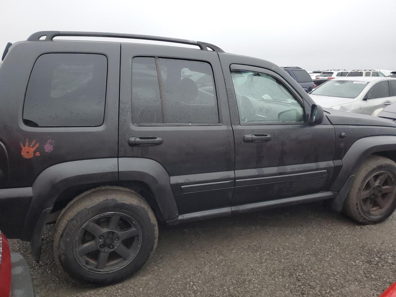 2005 Jeep Liberty (North America) - Image 3
