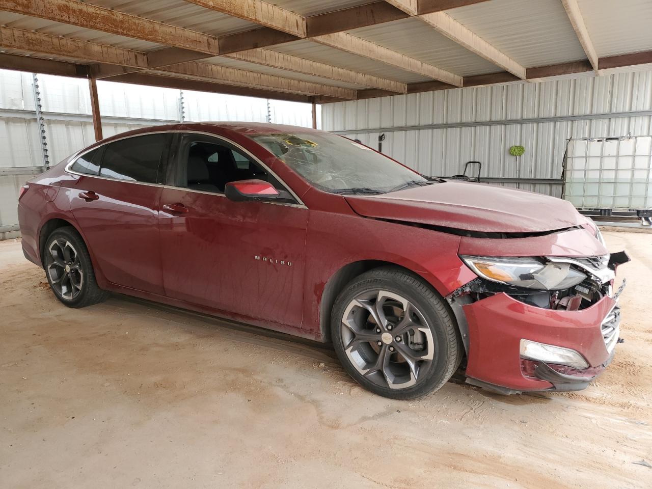2022 Chevrolet Malibu - Image 4