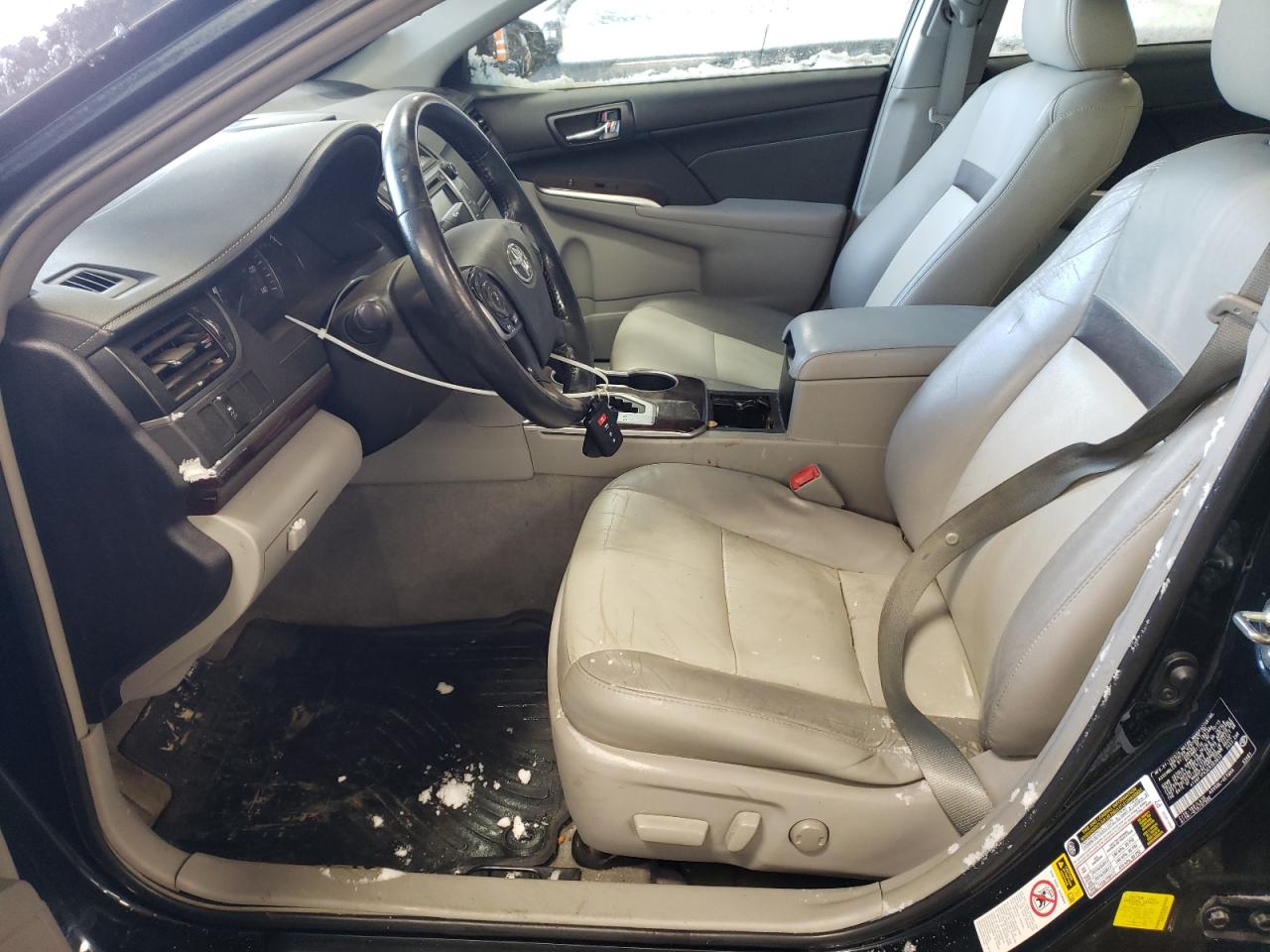 2014 Toyota Camry - Image 7