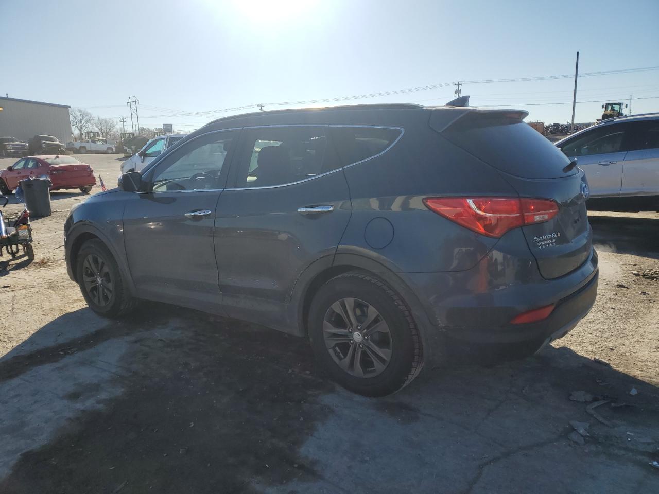 2013 Hyundai Santa Fe - Image 2