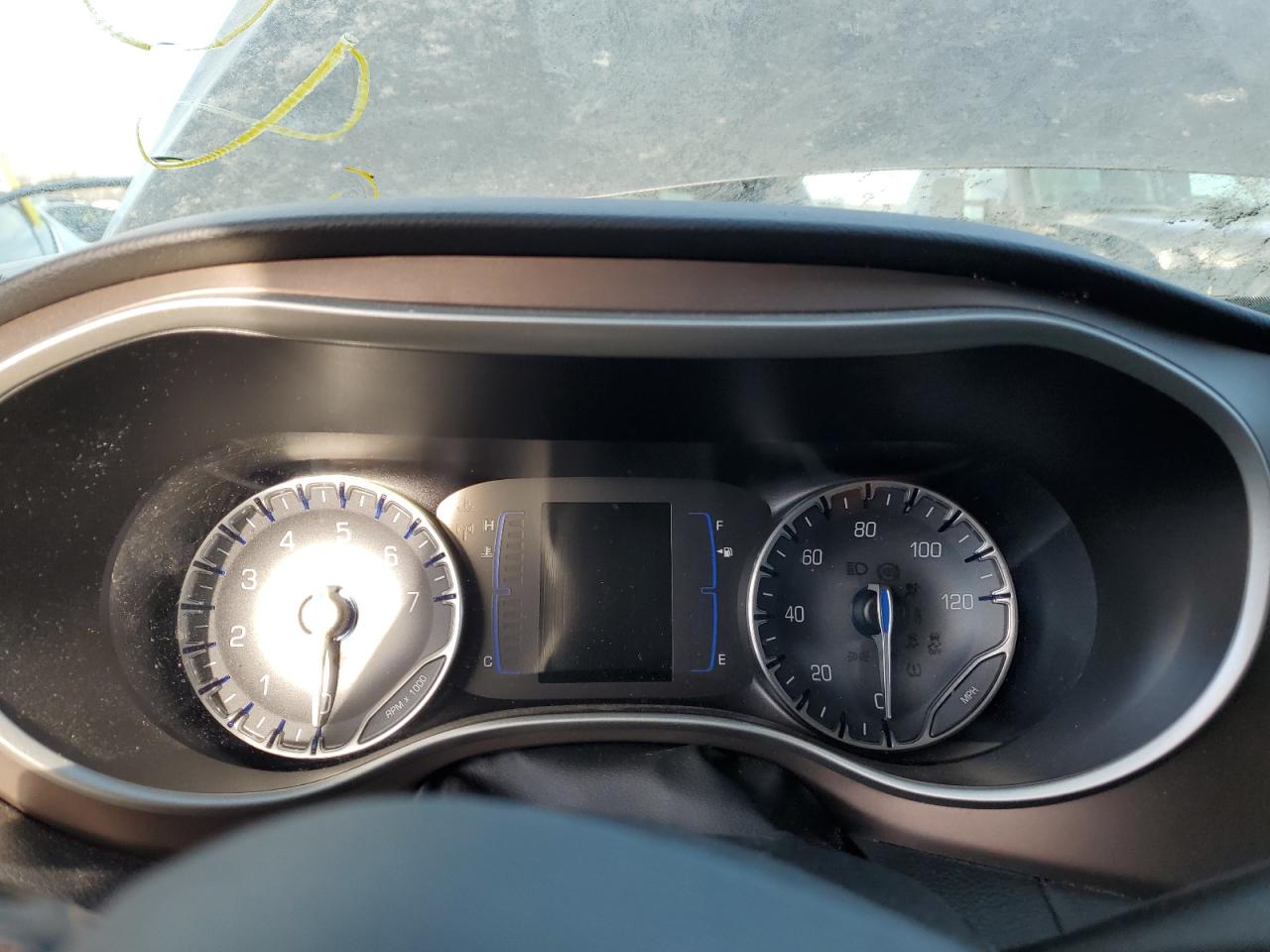 2018 Chrysler Pacifica - Image 9