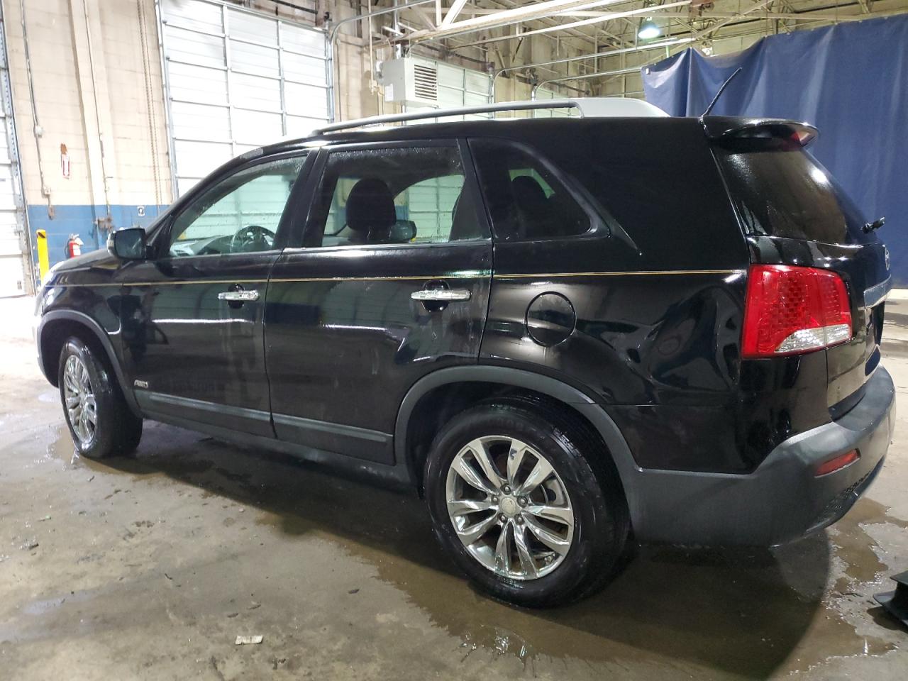2011 Kia Sorento - Image 2