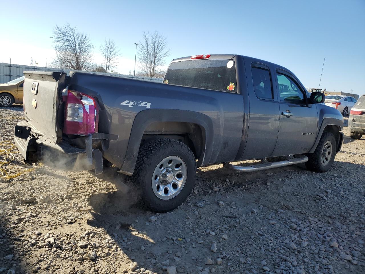 2010 Chevrolet Silverado - Image 3