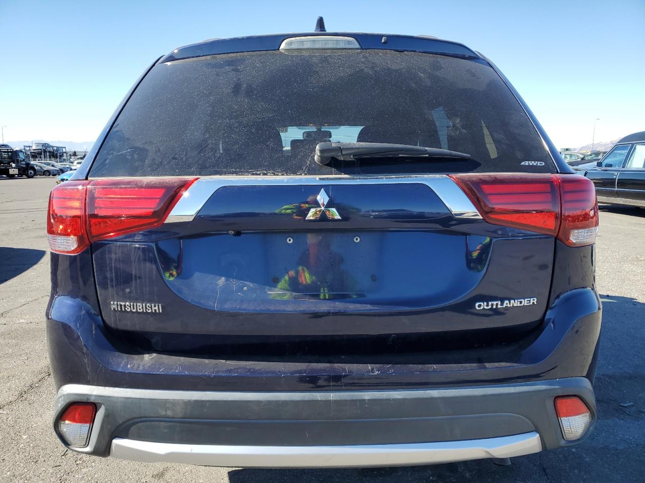 2018 Mitsubishi Outlander - Image 6