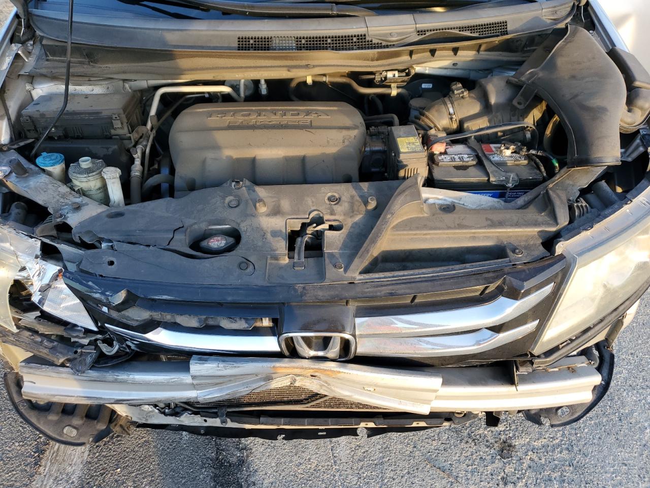 2015 Honda Odyssey - Image 12
