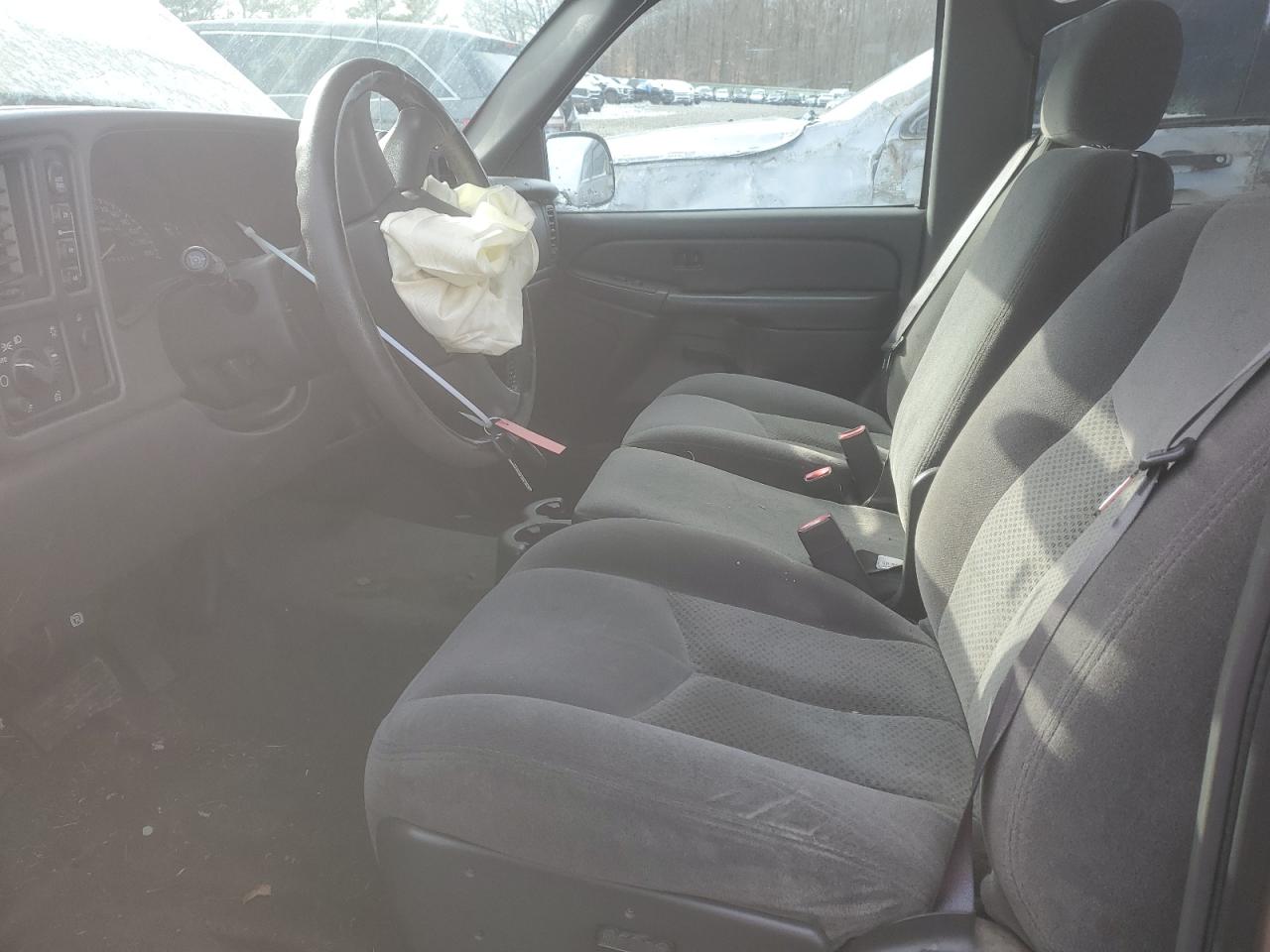 2006 Chevrolet Silverado - Image 7