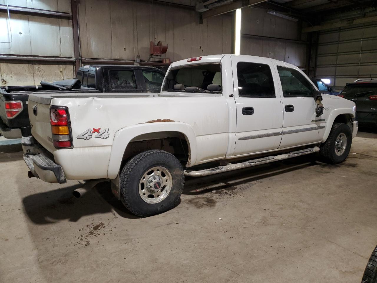 2005 GMC Sierra - Image 3