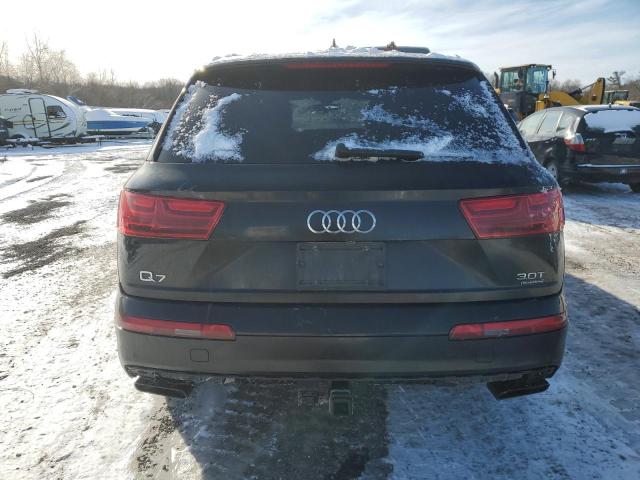  AUDI Q7 2017 Черный