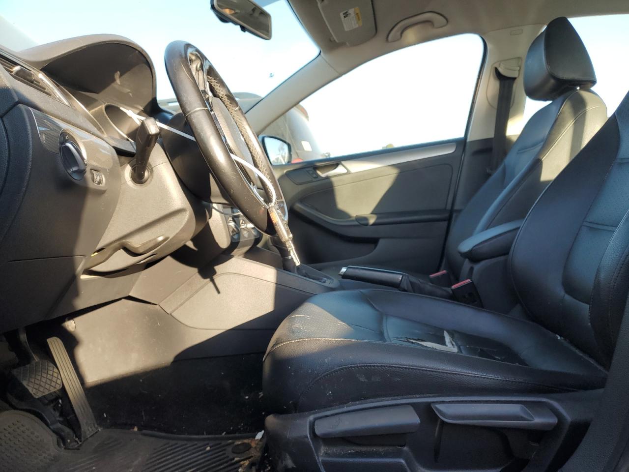 2015 Volkswagen Jetta - Image 7