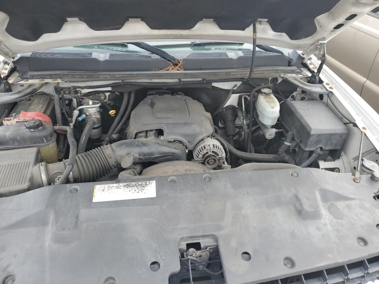 2008 Chevrolet Silverado - Image 11