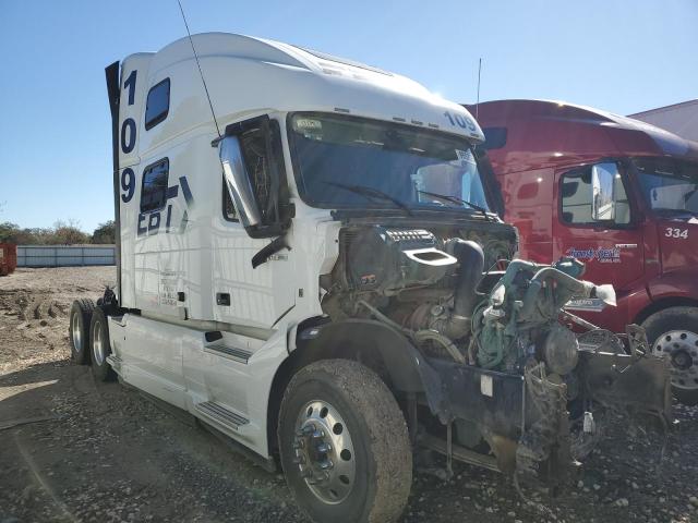 2022 Volvo Vn Vnl