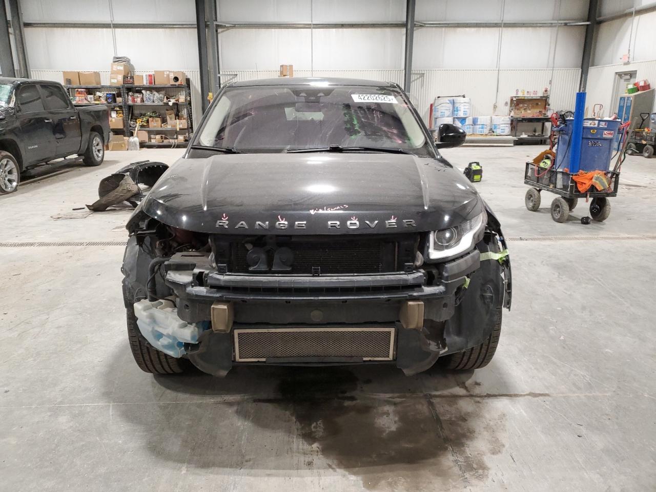 2016 Land Rover Range Rover - Image 5