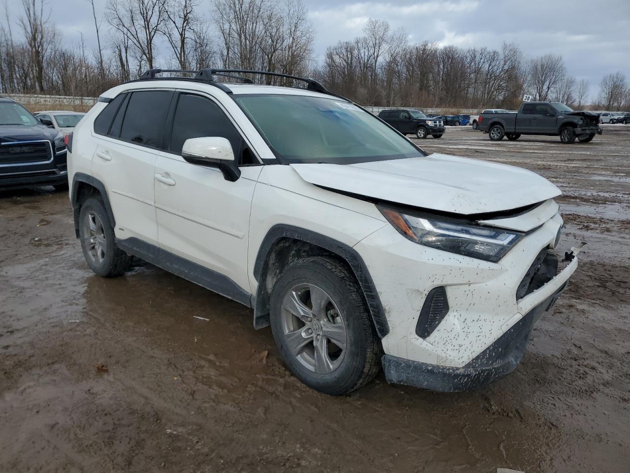 2023 Toyota RAV 4 - Image 4