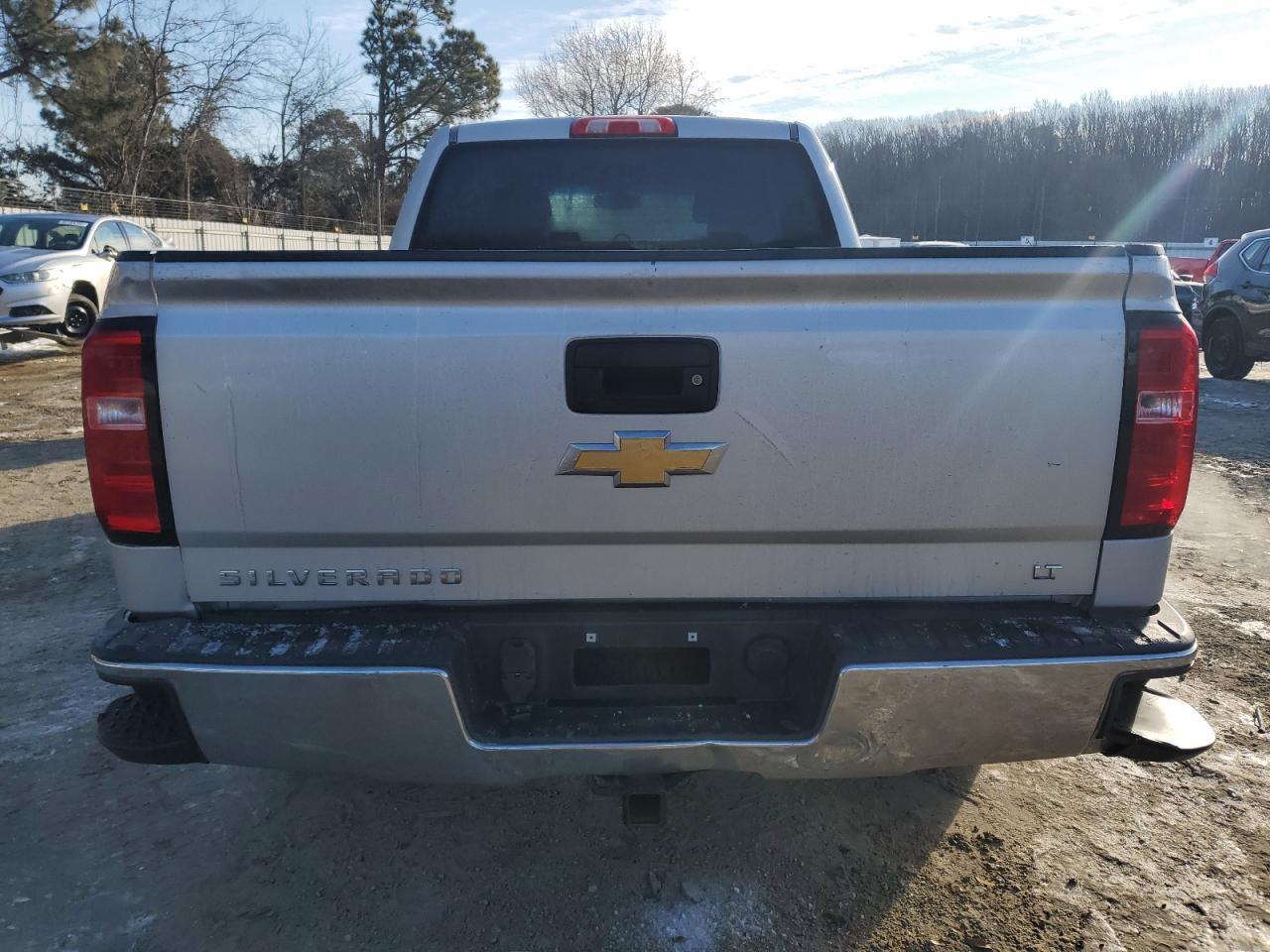 2015 Chevrolet Silverado - Image 6