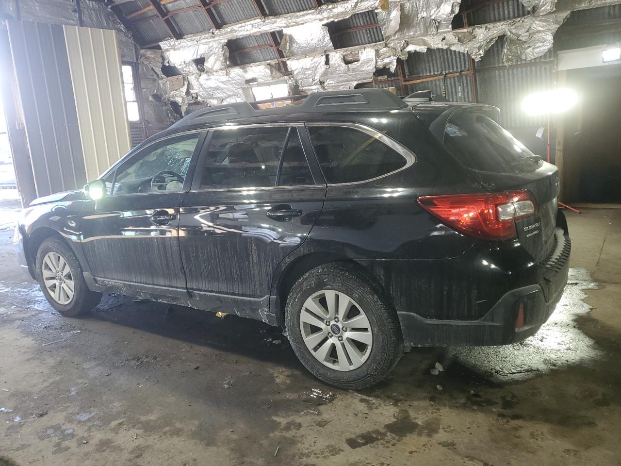 2019 Subaru Outback - Image 2
