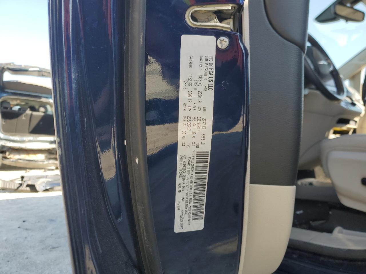 2018 Chrysler Pacifica - Image 13