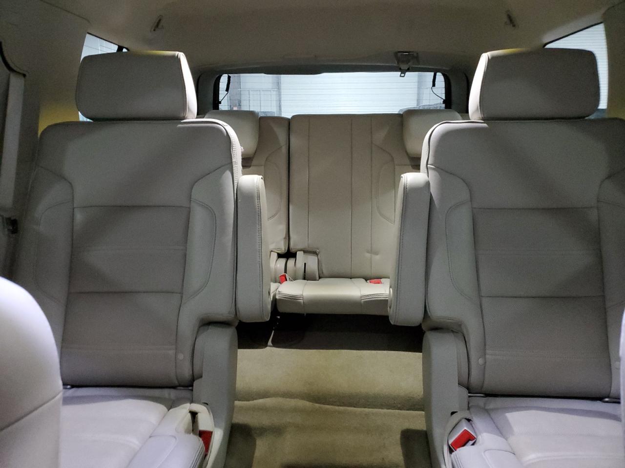 2018 GMC Yukon - Image 10