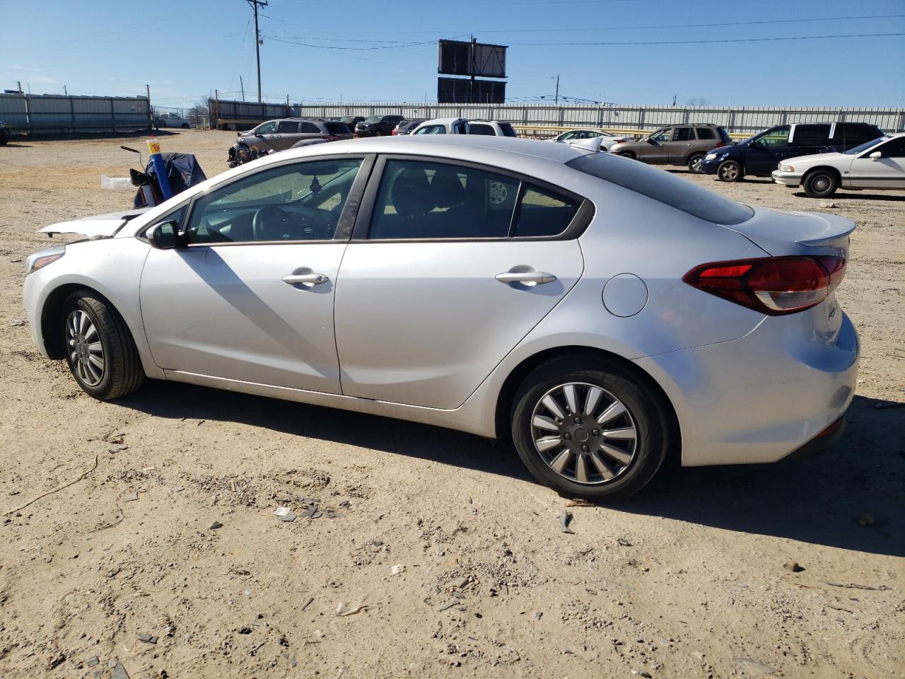 2018 Kia Forte - Image 2