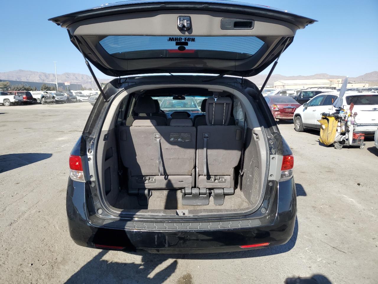 2015 Honda Odyssey - Image 6