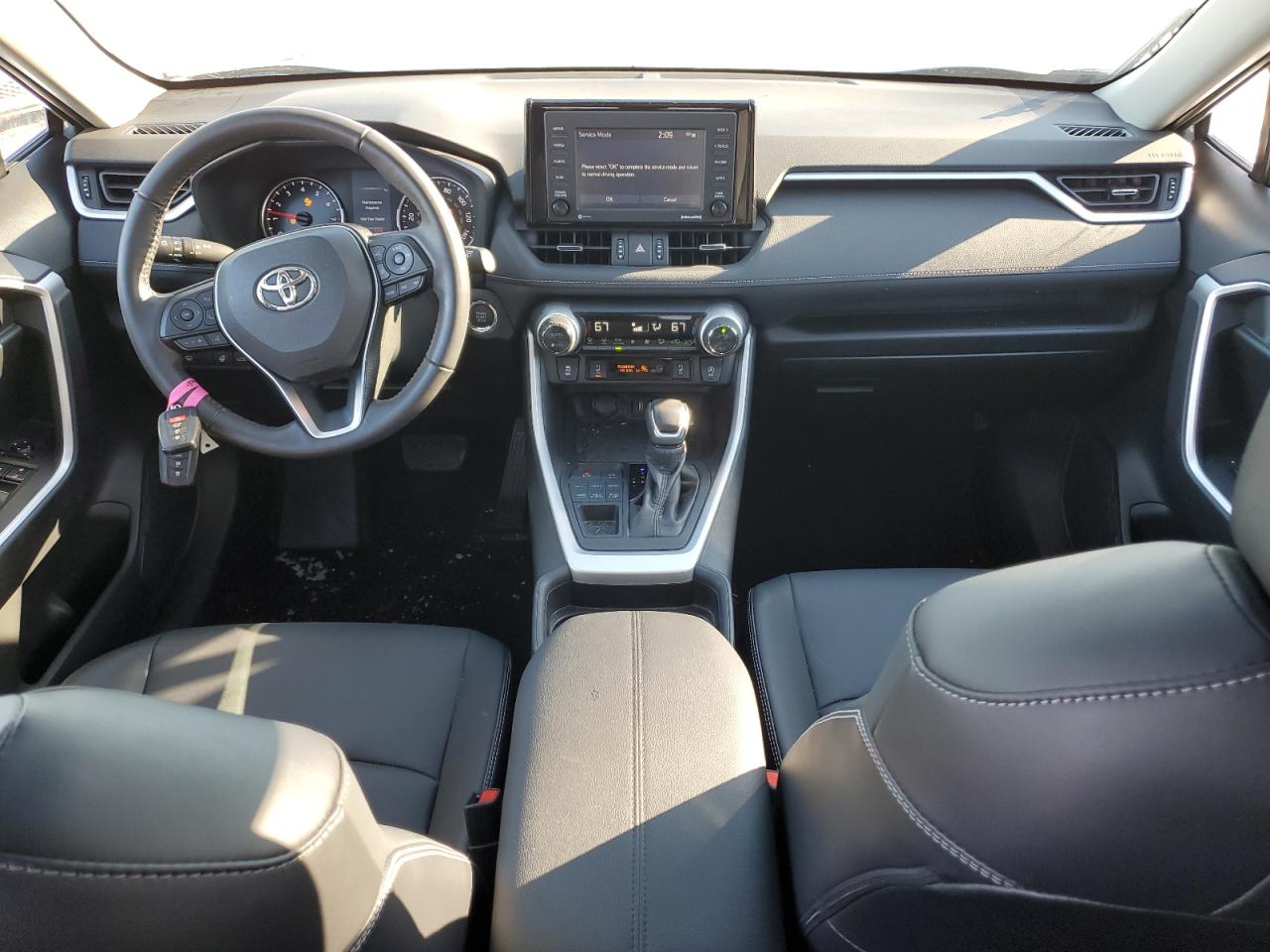 2021 Toyota RAV 4 - Image 8