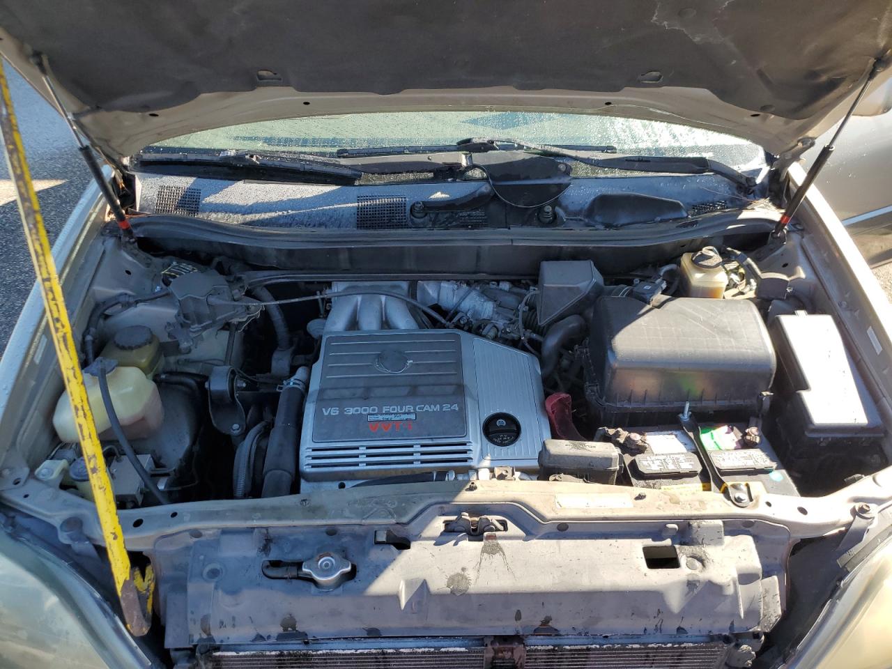 1999 Lexus RX - Image 12