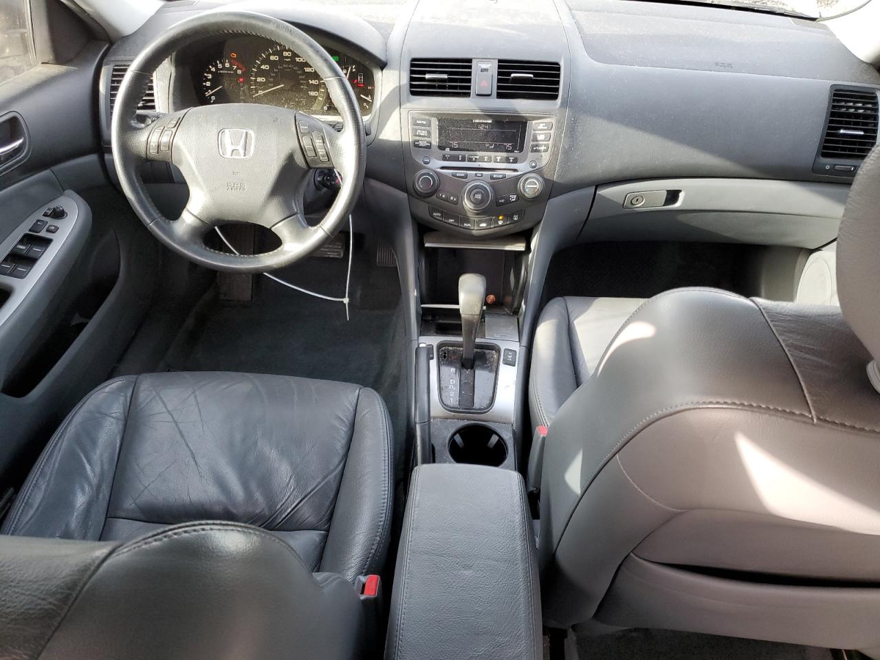 2007 Honda Accord - Image 8