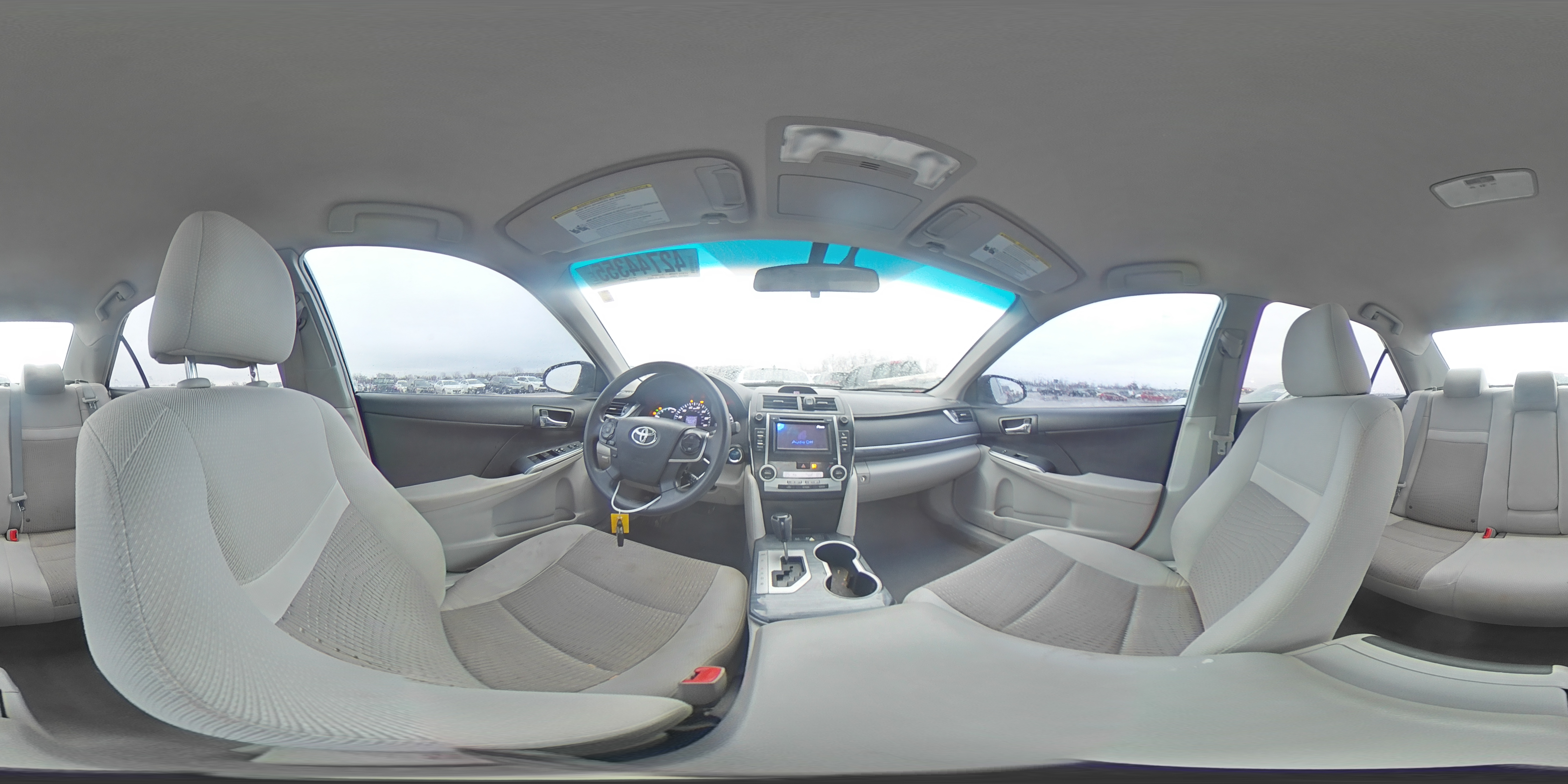 2013 Toyota Camry - Image 14
