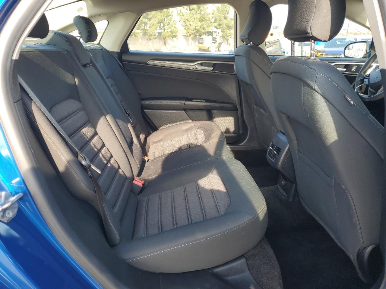 2017 Ford Fusion - Image 10